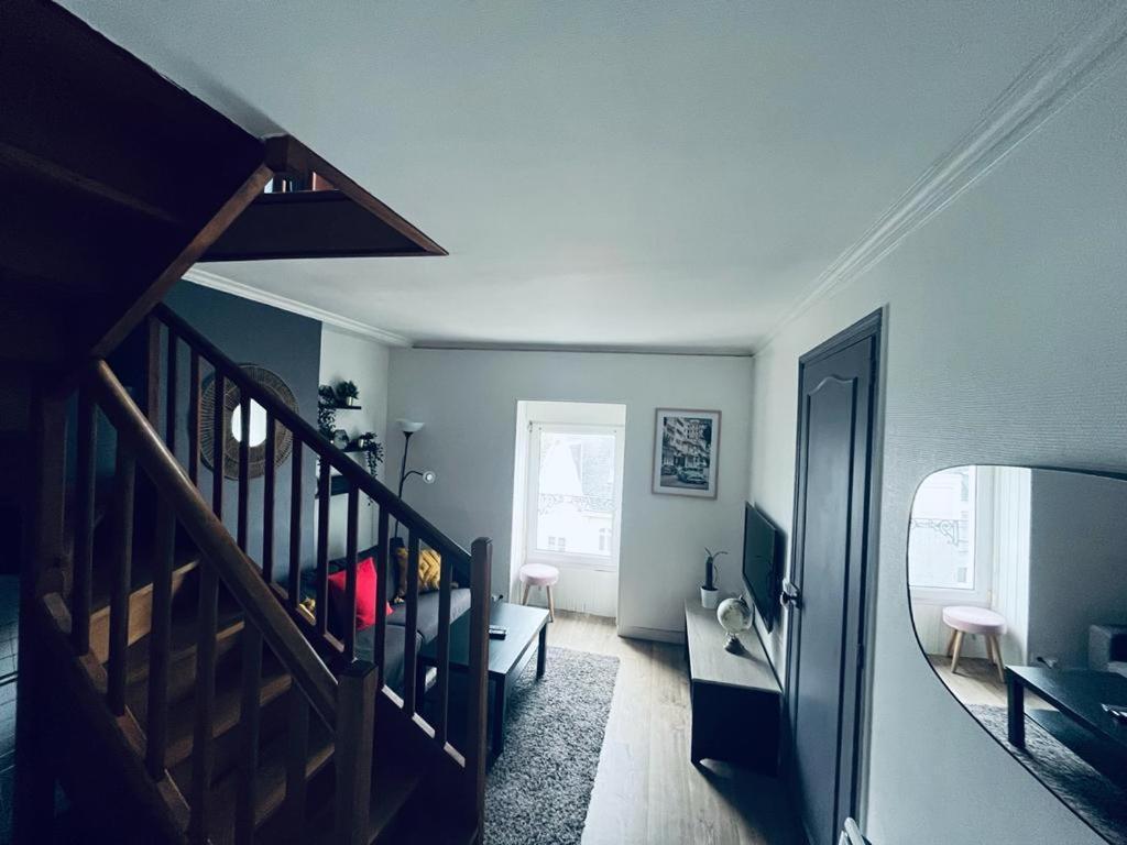 Le Sacre, Au Pied De La Cathedrale Appartement Reims Buitenkant foto